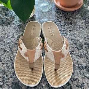 Sperry top sider sandals